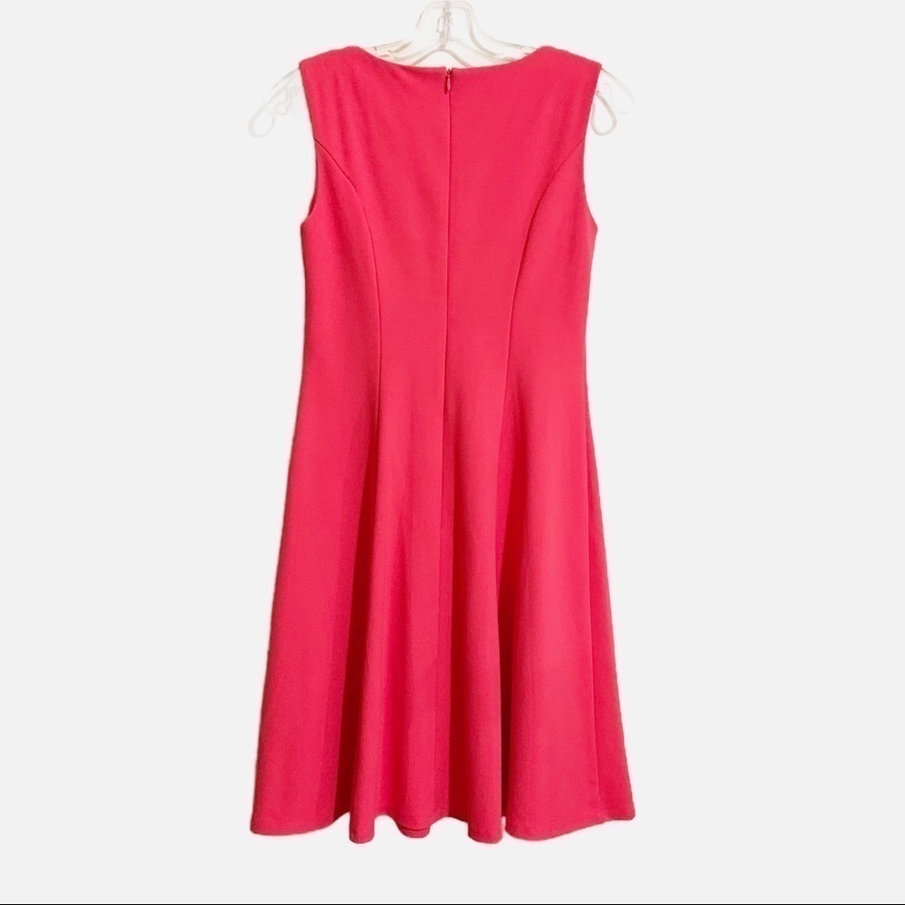Roz & Ali Sleeveless Cut out Crew Neck Coral Midi Dress. Size 2 - Picture 2 of 8